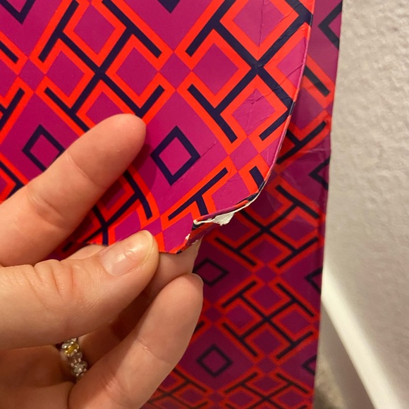 Tory Burch Boot Box Gift Bag - Large - Picture 5 of 7